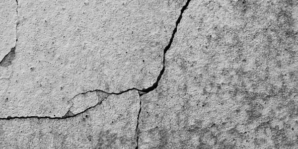 Trabajos Verticales en Fachadas de Edificios / Viviendas Vinebre · Reparación, Sellado de Grietas y Desperfectos